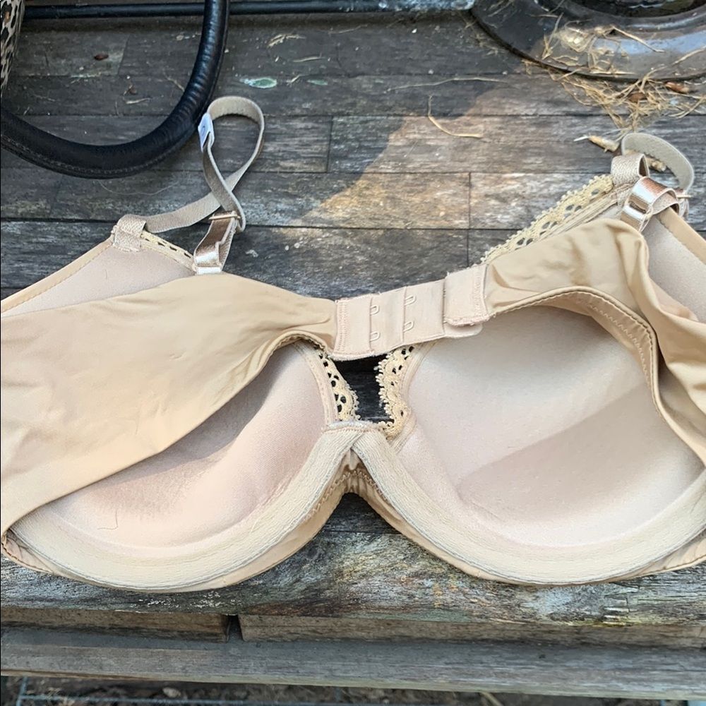 Calvin Klein Cream T-Shirt Bra Seamless Underwire - Picture 2 of 3